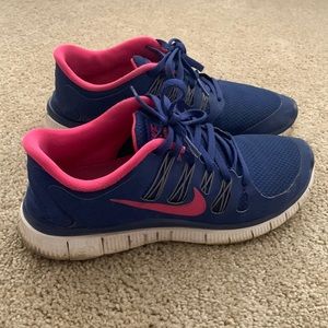 Nike Womens sneakers - size 10